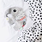 Done by Deer Veliki plišani slonić - Elphee Grey - Image 3