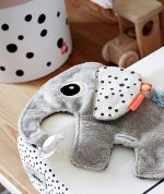 Done by Deer Veliki plišani slonić - Elphee Grey - Image 4