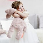 Done by Deer Velika plišana žirafa - Raffi Powder - Image 3