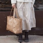 Elodie Torba za previjanje Caramel Brown (veganska koža) - Image 4