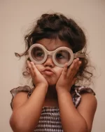 Mrs Ertha Naočale za plivanje Googlies - Ivory - Smile - Image 4