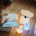 Kidywolf KIDYNIGHT Umirujuća noćna lampa za uspavljivanje - Koala - Image 2