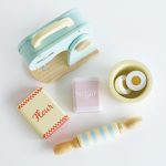 Le Toy Van Drveni mikser set - Image 4