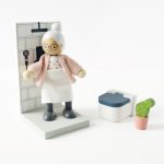 Le Toy Van Moja porodica lutaka - Image 9