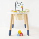 Le Toy Van Montessori aktivnosni stolić - Image 10