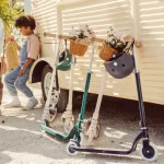 Banwood Maxi Romobil Trotinet - Navy + Pletena korpica - Image 3