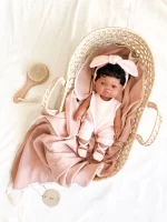 Mrs Ertha lutka Loreta - Shiny - Image 2