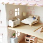 Le Toy Van Namještaj za kućice za lutke - osnovni set - Image 6