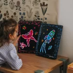 Kidywolf KIDYNEON Kreativni set za svjetleću zidnu dekoraciju - Tales - Image 3