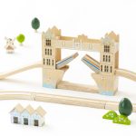Le Toy Van Veliki željeznički set - London (120 dijelova) - Image 7