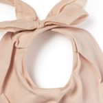 Elodie podbradnik DryBib – Powder Pink - Image 2