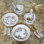 Elodie Set silikonski tanjir, nož i viljuška – Dalmatian Dots - Image 3