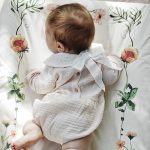 Elodie podbradnik DryBib – Embroidery Anglaise - Image 3