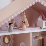 Label Label drvena kućica za lutke s namještajem – Pink - Image 9