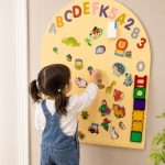 Family Nation MagneKids™ magnetna zidna tabla Luk 95 × 60 cm – Sand