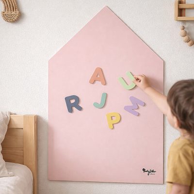 Family Nation MagneKids™ magnetna zidna tabla Kućica 70 × 44 cm – staroružičasta