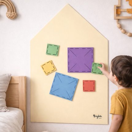 Family Nation MagneKids™ magnetna zidna tabla Kućica 70 × 44 cm – Sand